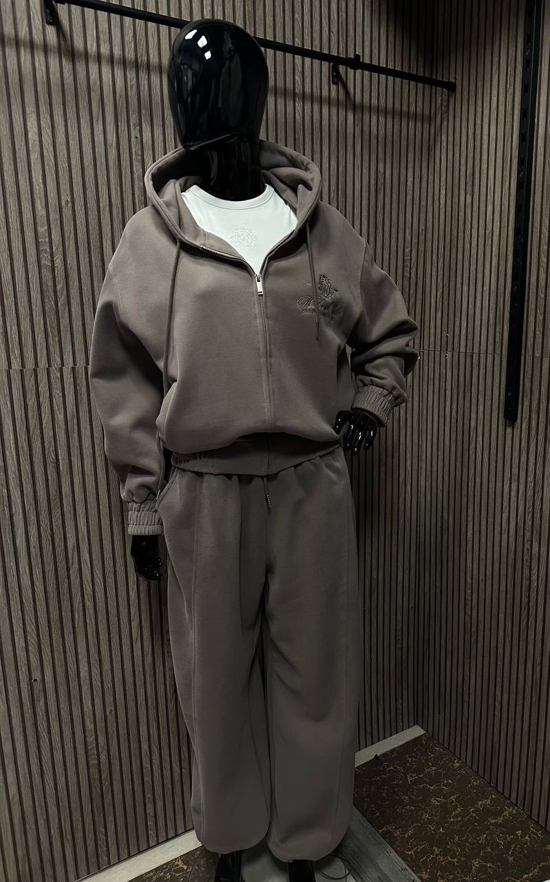 женский спортивный костюм на флисе,спортивный костюм,спортивный костюм женский,женский костюм,спортивный костюм loro piana