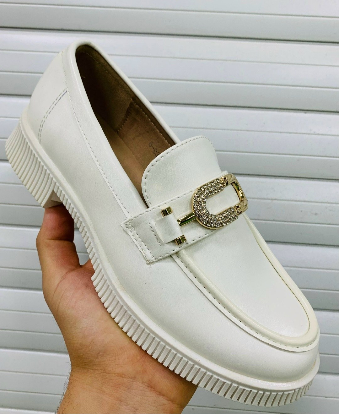 ,женские лоферы,модные лоферы, женская,лоферы женские бежевые