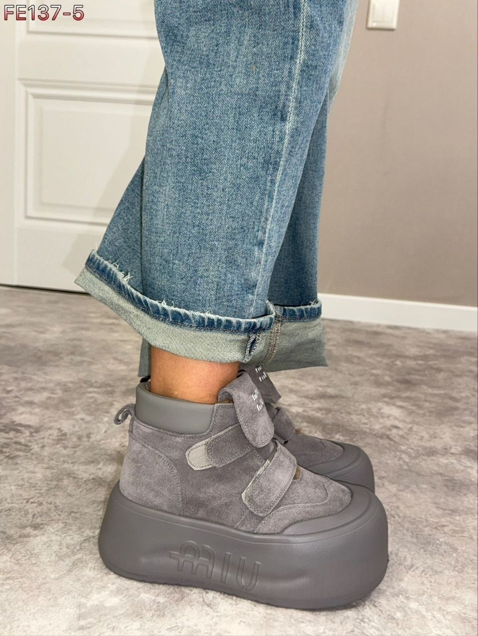 , женская,угги женские,женские ботинки,стильные женские кроссовки