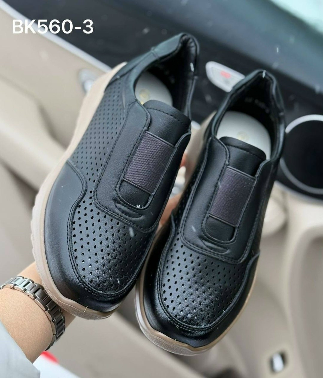 ,кроссовки женскиe,черные кроссовки,кроссовки черные со стразами женские,женская