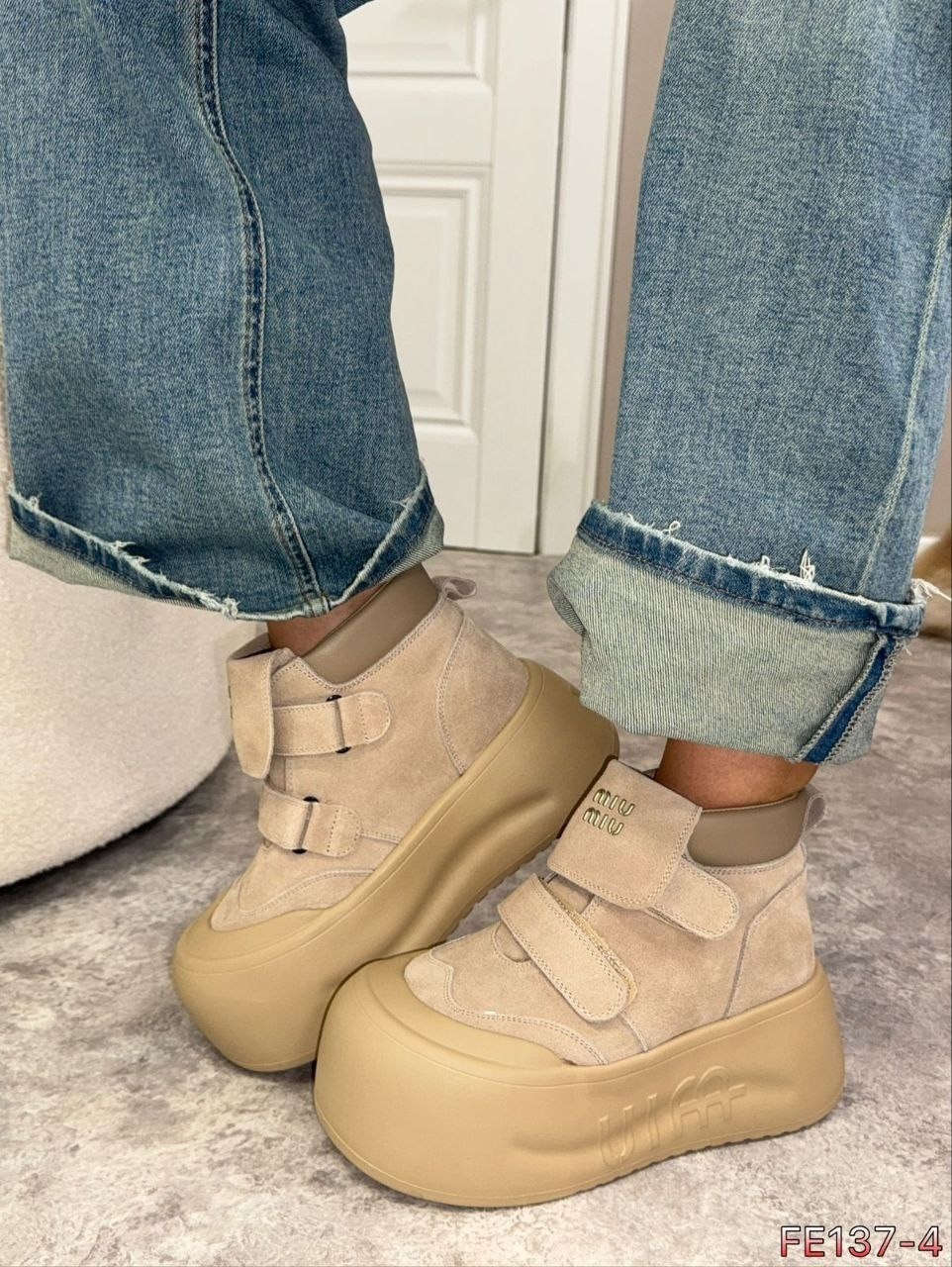 ,женские зимние ботинки на платформе,женские зимние плюшевые ботинки на платформе,угги женские,угги короткие зимние ботинки на платформе