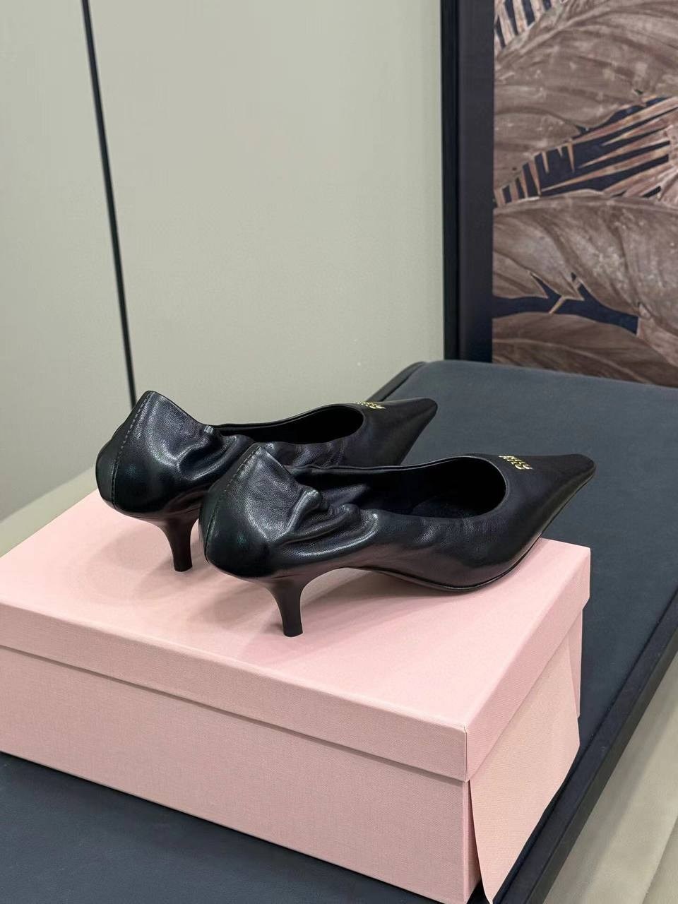 женские туфли,туфли miu miu,туфли balenciaga,,yves saint laurent туфли