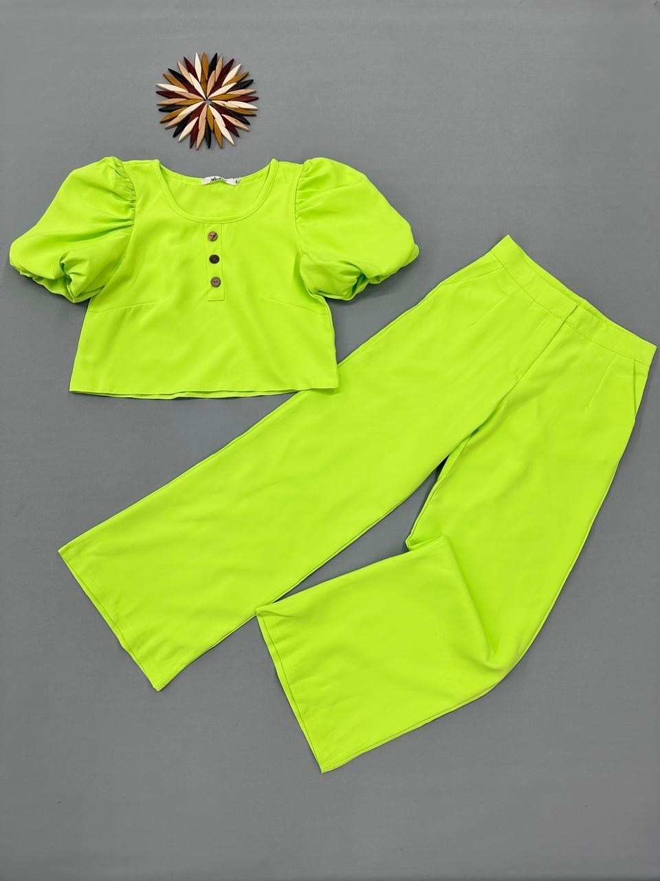 костюм нарядный для девочек,стильные костюмы,костюм для девочек,костюм желтый,брючный костюм для девочек