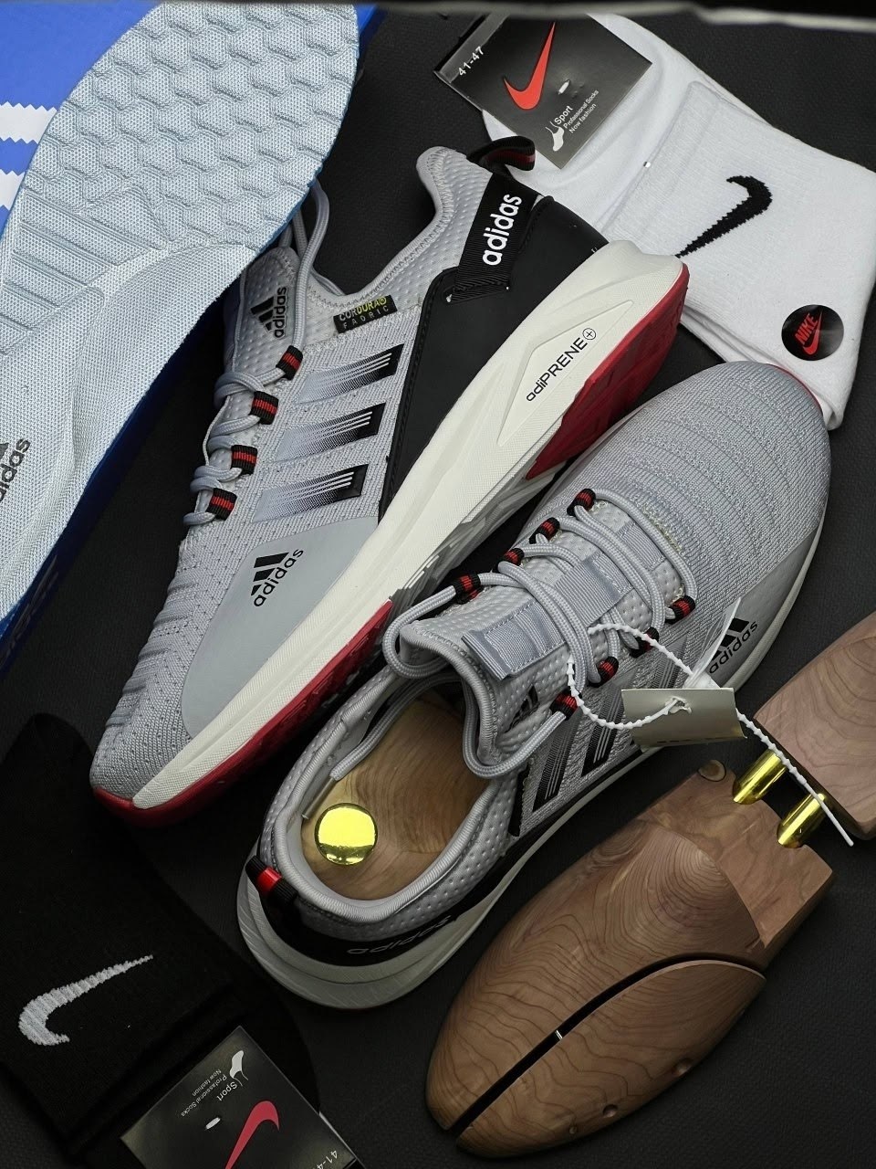 кроссовки adidas,кроссовки мужские adidas,кроссовки,спортивные кроссовки,спортивная обувь