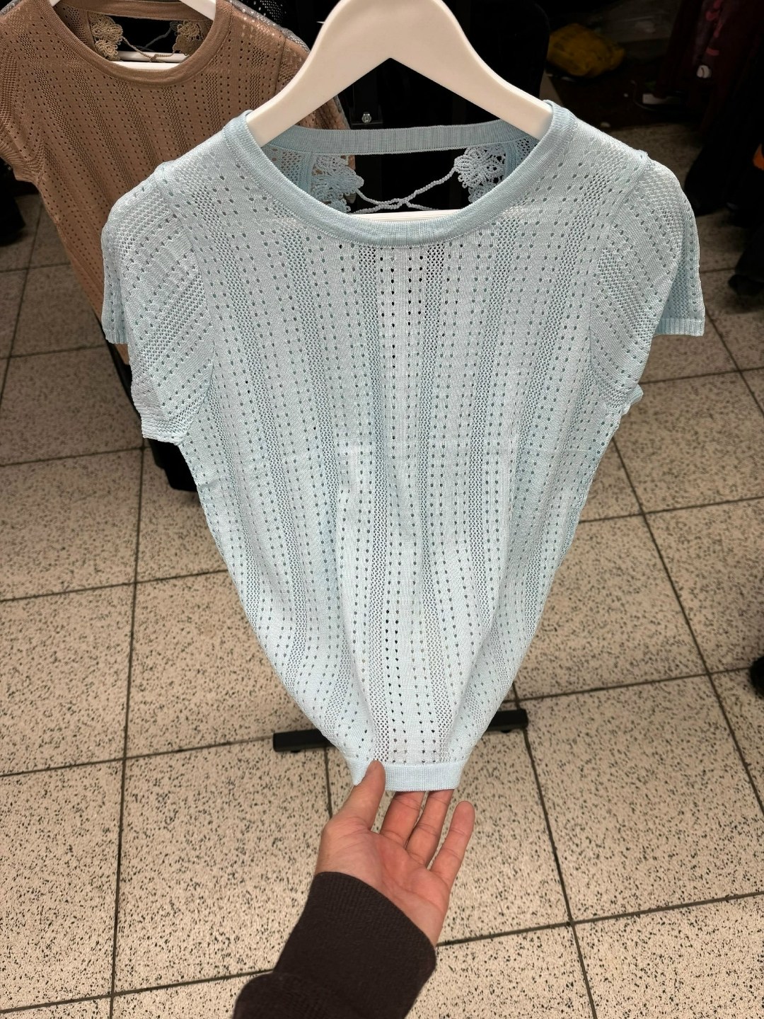 женская кофта,вязаные свитера,свитер женский вязаный,майка вязаная,свитер женский