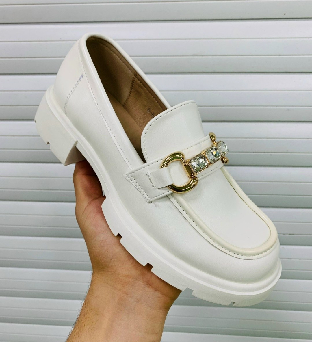 ,лоферы женские,женская ,модные лоферы,туфли