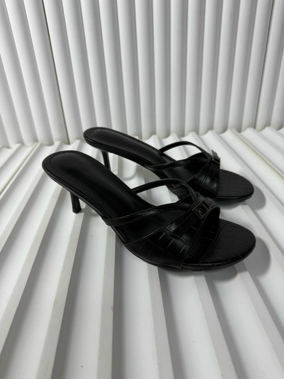 ,босоножки на высоком каблуке,босоножки на каблуках,женские босоножки,коричневые босоножки