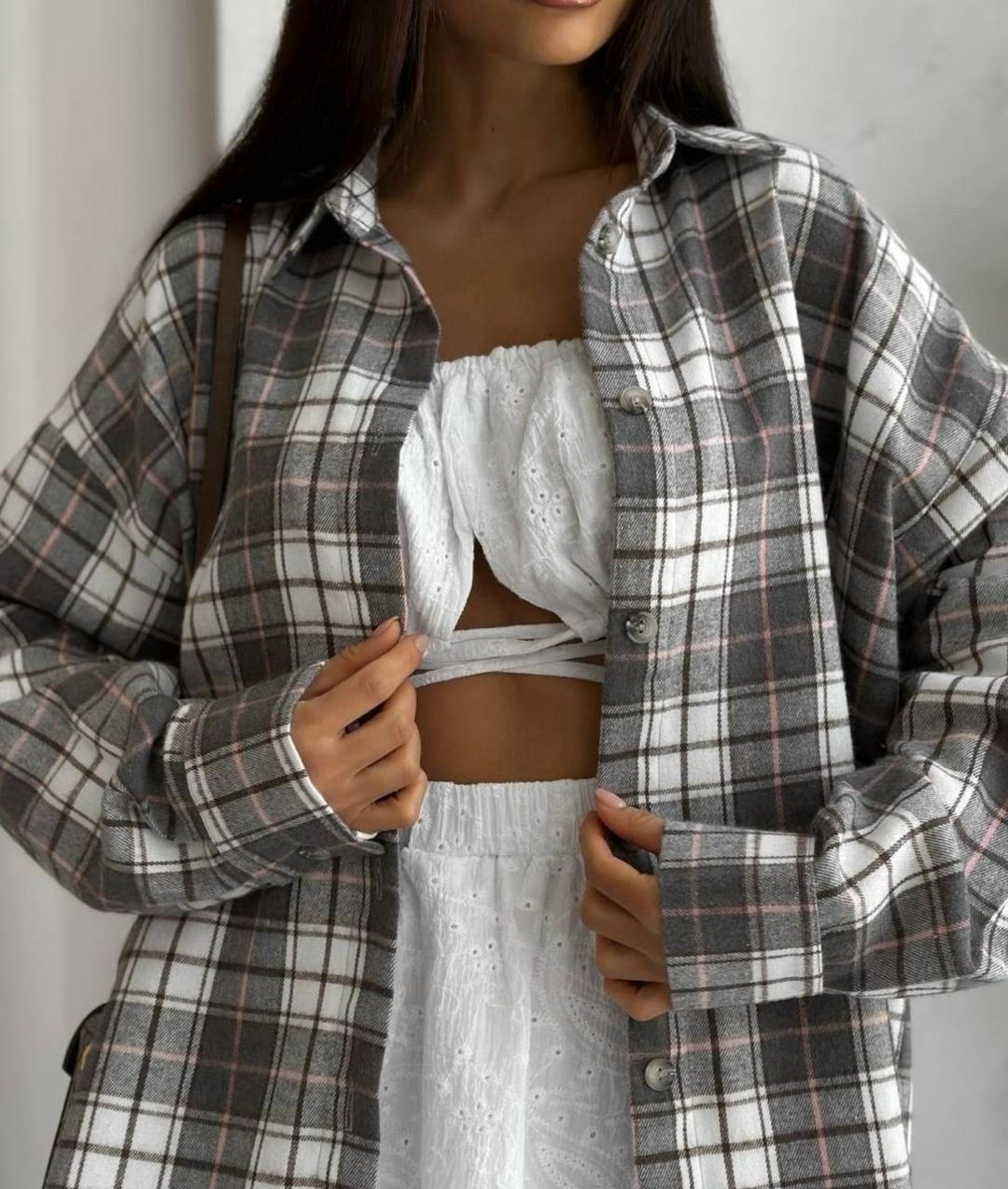 рубашка в клетку женская оверсайз,рубашка оверсайз в клетку,рубашка в клетку оверсайз удлиненная,рубашка в клетку оверсайз варенка umalook,рубашка в клетку от miu miu