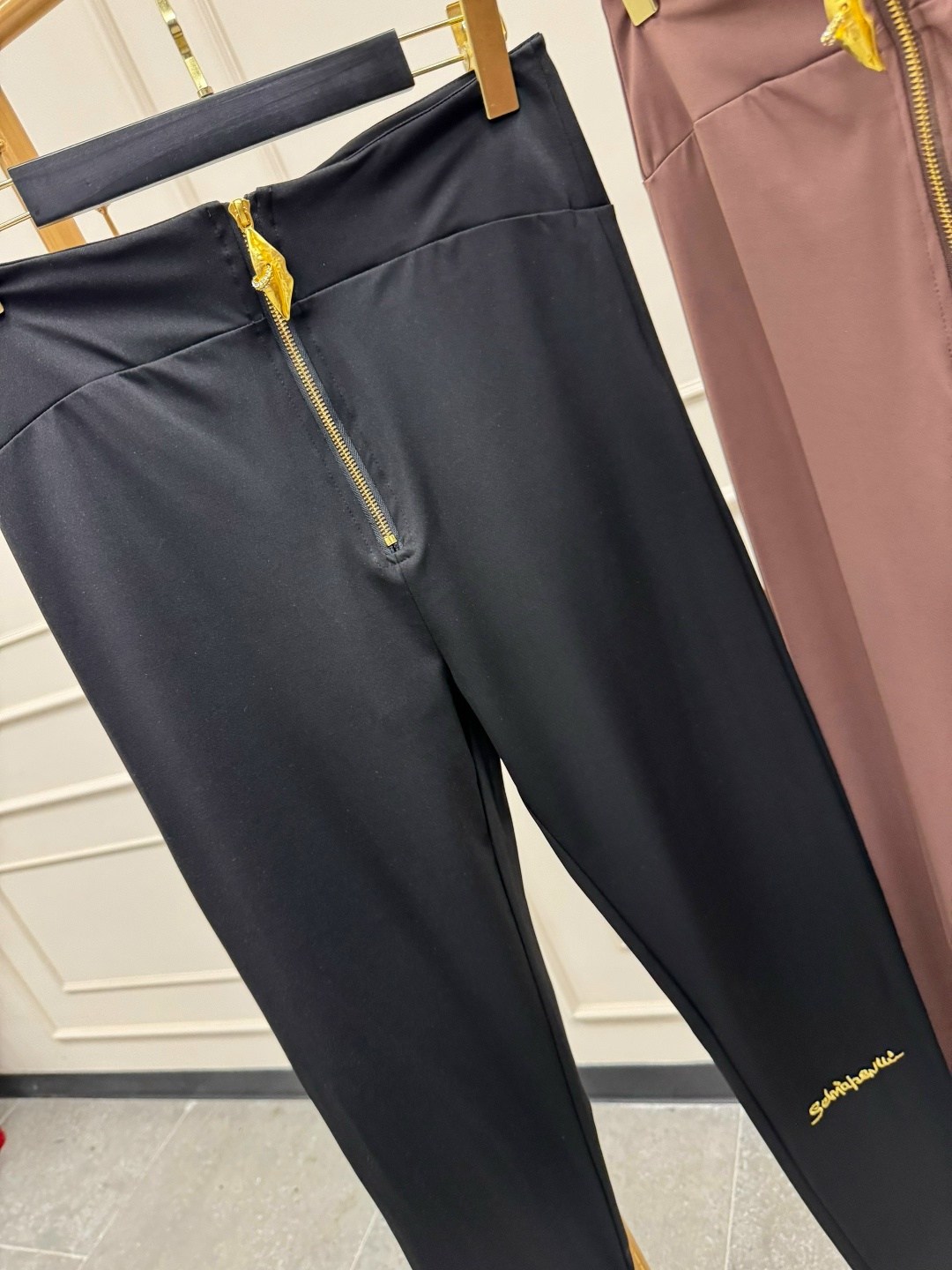 брюки женские,брюки модные,легинсы женские,одежда брюки,штаны женские