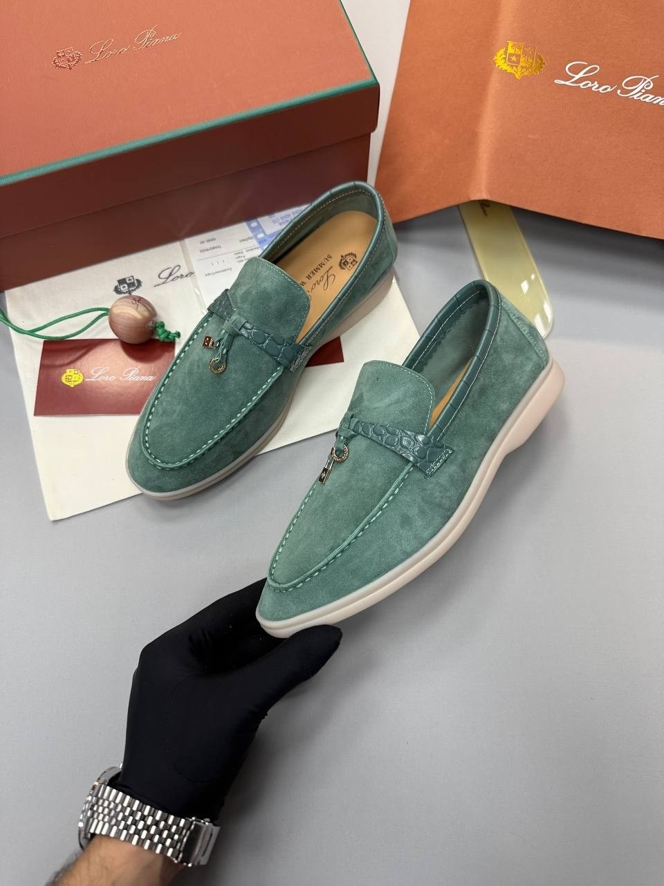 лоферы женские loro piana,,лоферы loro piana,loro piana замшевые лоферы,лоферы замш