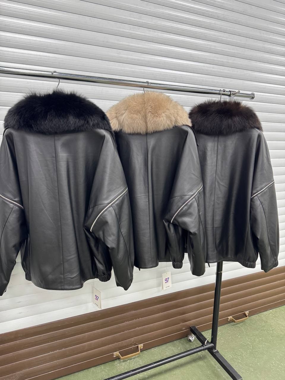 куртка кожаная с мехом,куртка с натуральным мехом,куртка с мехом,куртка зимняя с мехом,куртка натуральная кожа мех чернобурка
