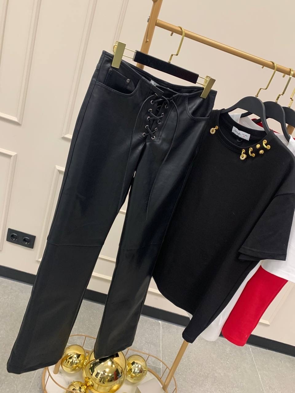 кожаные женские брюки,брюки кожаные,модные кожаные брюки,кожаные штаны,брюки из экокожи