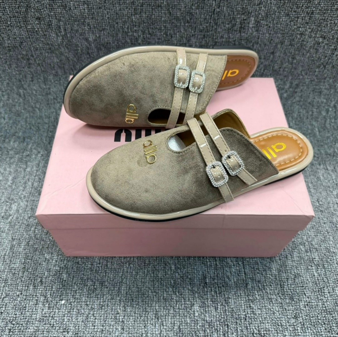 ,женские шлепанцы,женские сандалии,шлепанцы модные,модные тапочки