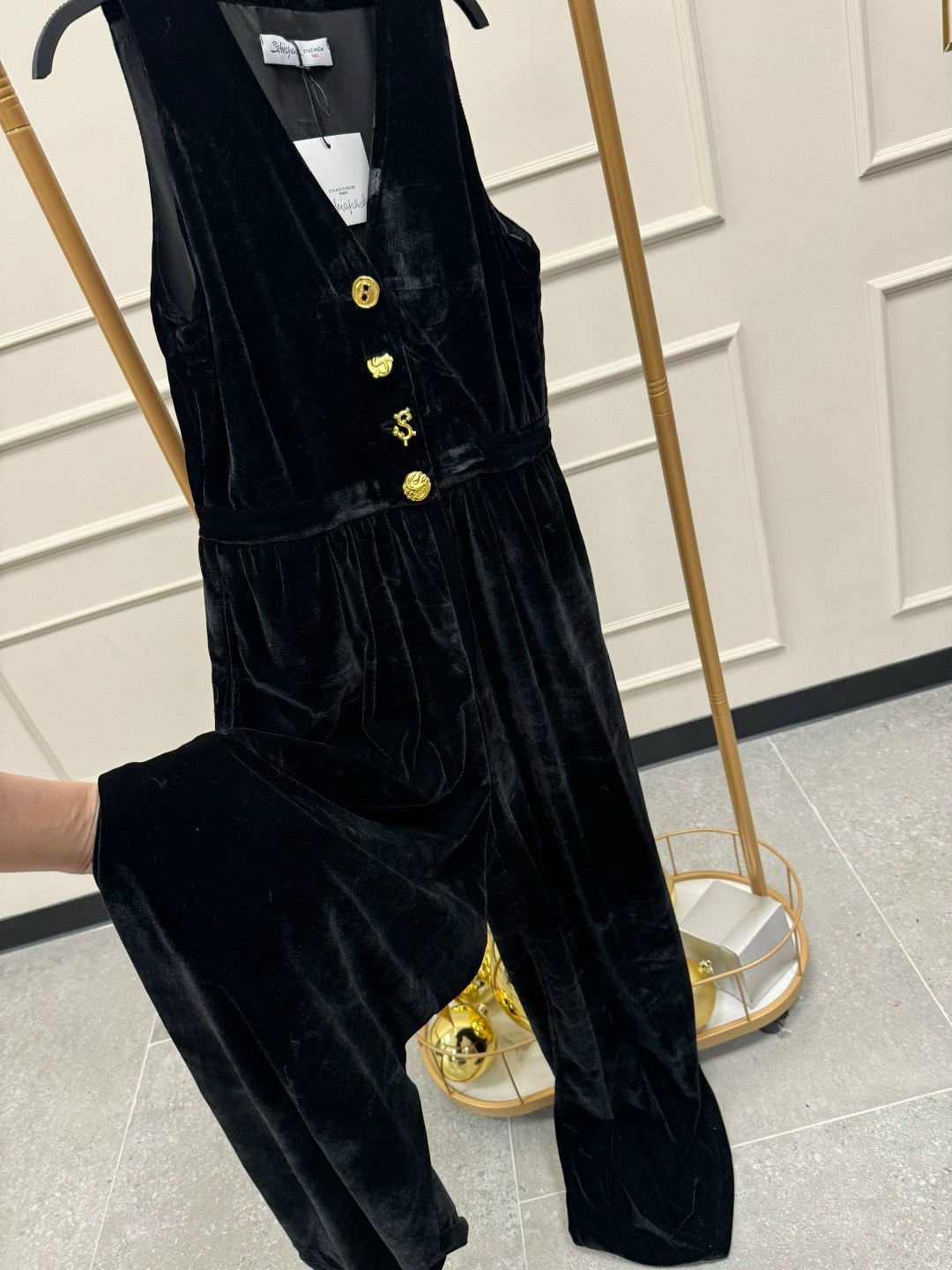 комбинезон из бархата,женские комбинезоны,бархатный комбинезон,комбинезон повседневный,черный комбинезон