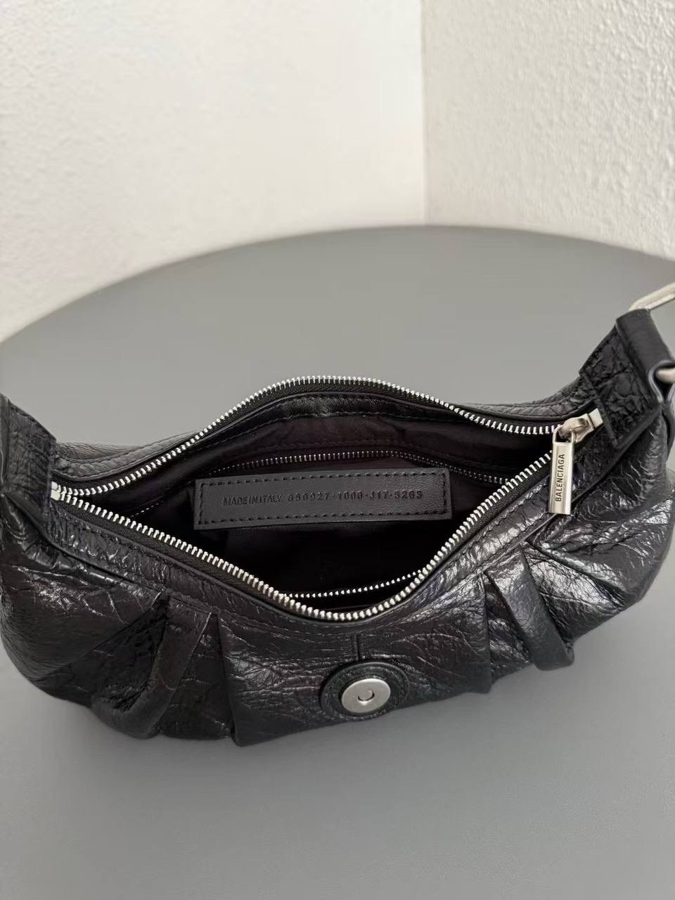 сумка баленсиага маленькая женская,черная женская кожаная сумка balenciaga,сумка женская balenciaga,balenciaga сумка,женская сумка баленсиага