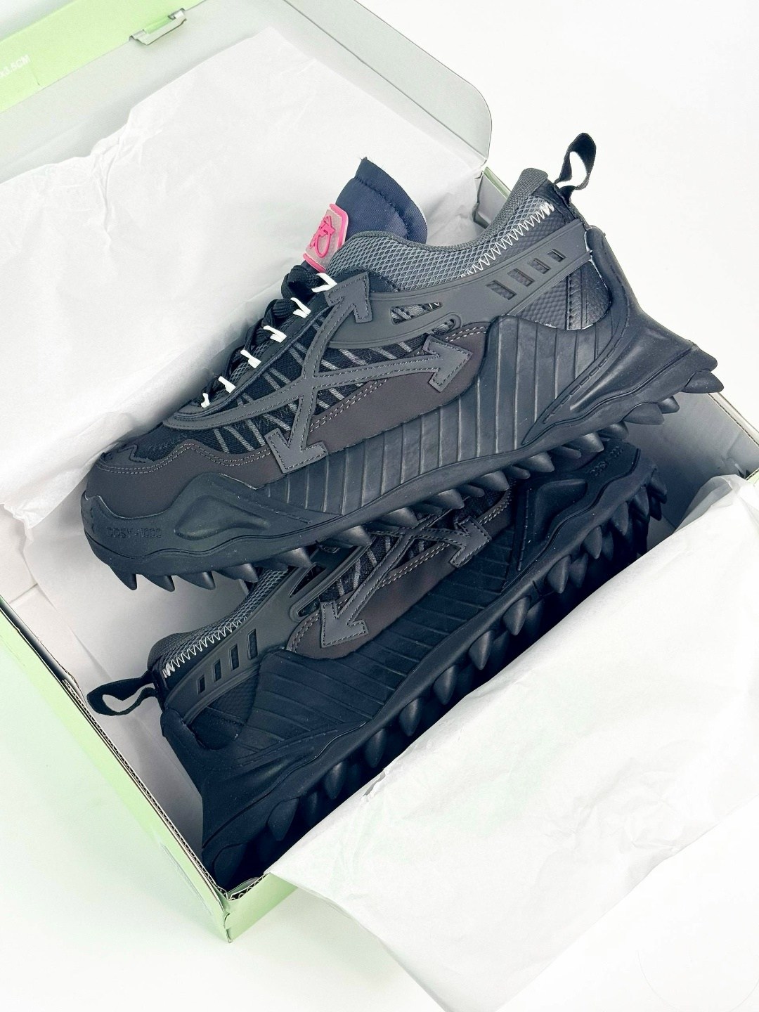 черные кроссовки odsy 1000 off-white,кроссовки off-white ods 1000 black grey fuchsia,кроссовки off-white wmns ods 1000 black grey,кроссовки off-white odsy-1000,кроссовки odsy на шнуровке off-white чер