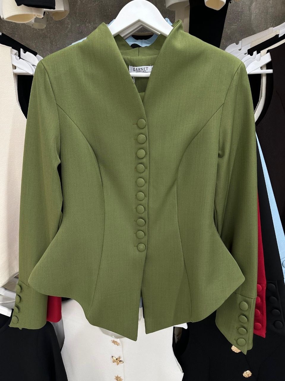 приталенный жакет,жакет в стиле диор,жакет,жакет классический,женский жакет