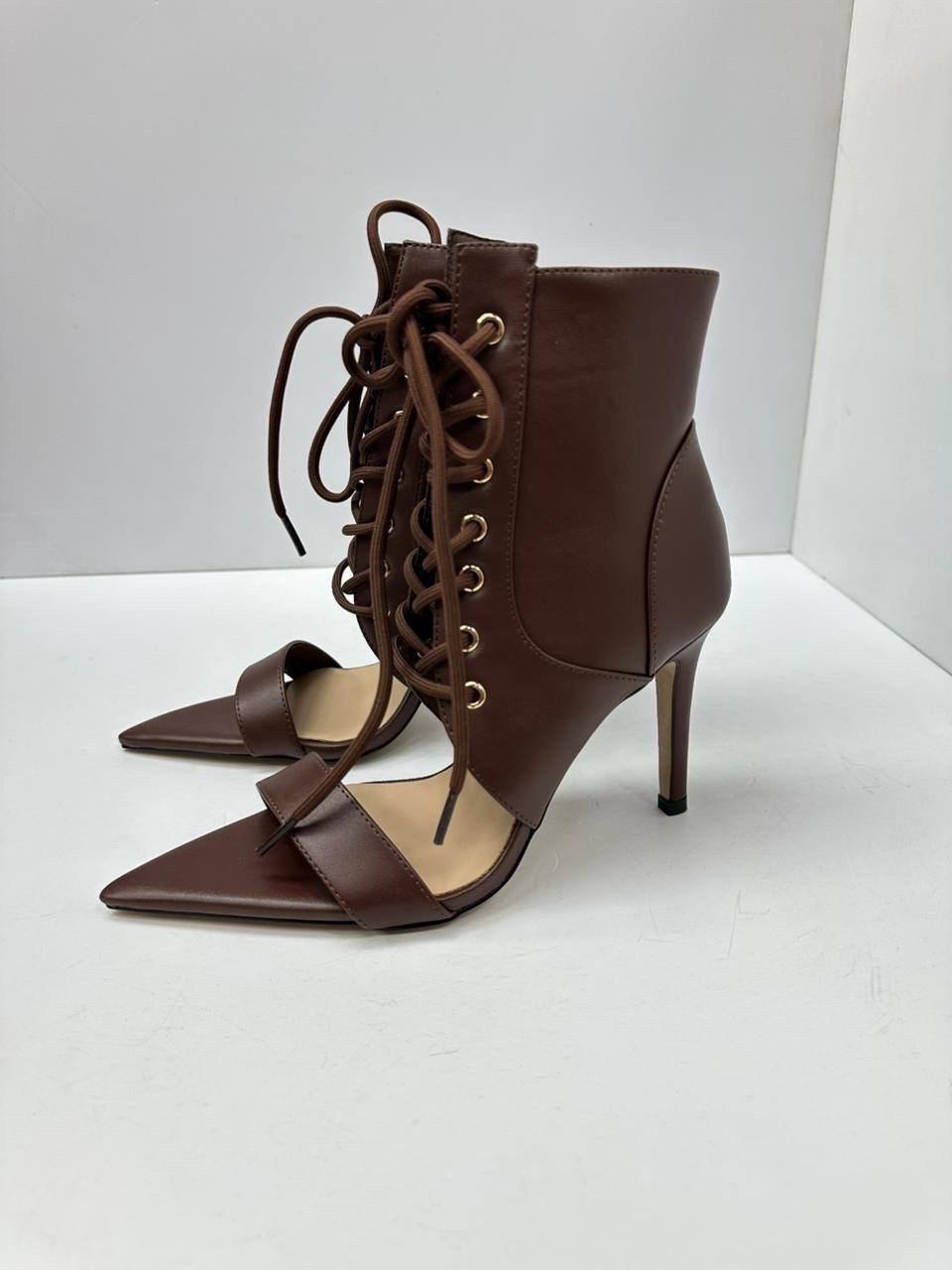 ботильоны женские,ботильоны на шнуровке,ботильоны высокие,женская ,ботильоны на шпильках