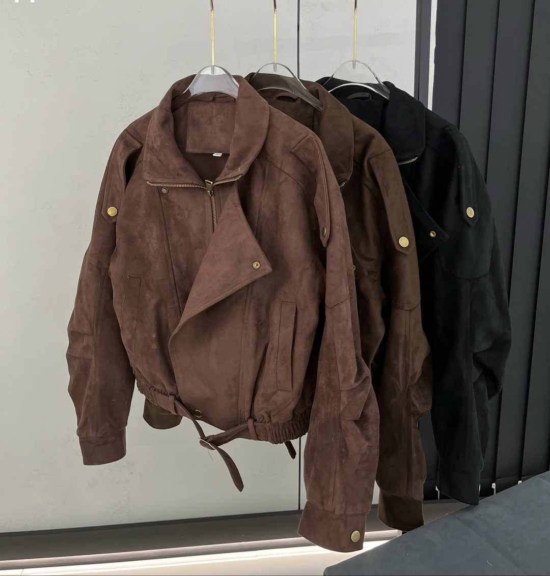 бомбер укороченный оверсайз замшевый куртка рабочего тренд saint shine,куртка замшевая,замшевая куртка женская,бомбер замшевая куртка оверсайз saint shine,бомбер замшевая куртка оверсайз saint shine т