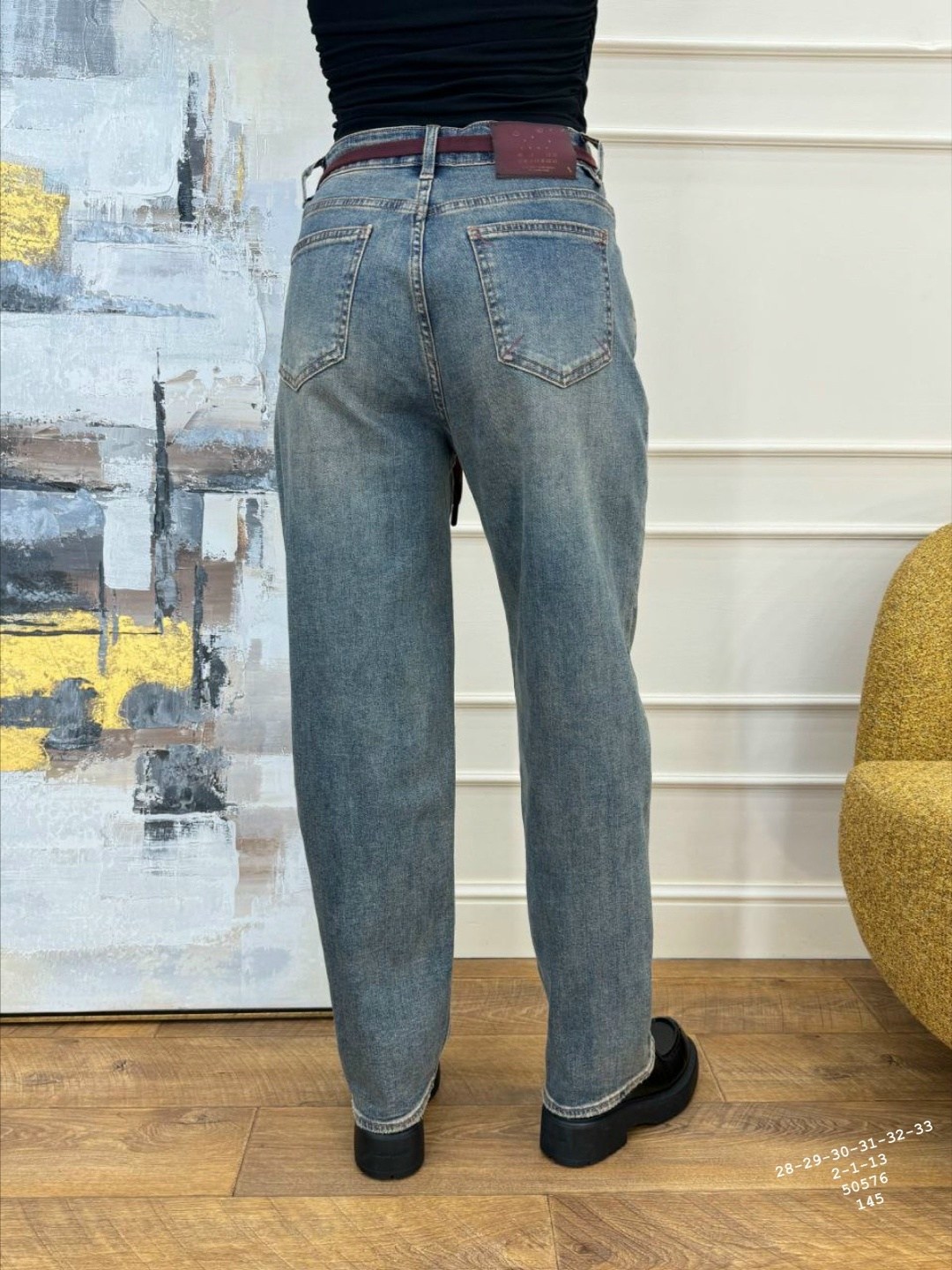 джинсы женские,джинсы,модные джинсы,брюки джинсы,джинсы мом