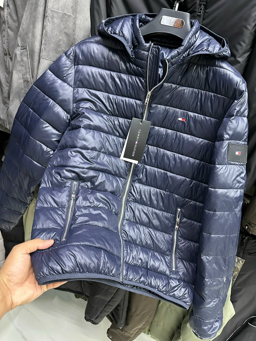 пуховик tommy hilfiger мужской,куртка мужская tommy hilfiger,куртка демисезонная tommy hilfiger,томми хилфигер куртка мужская,куртка зимняя tommy hilfiger