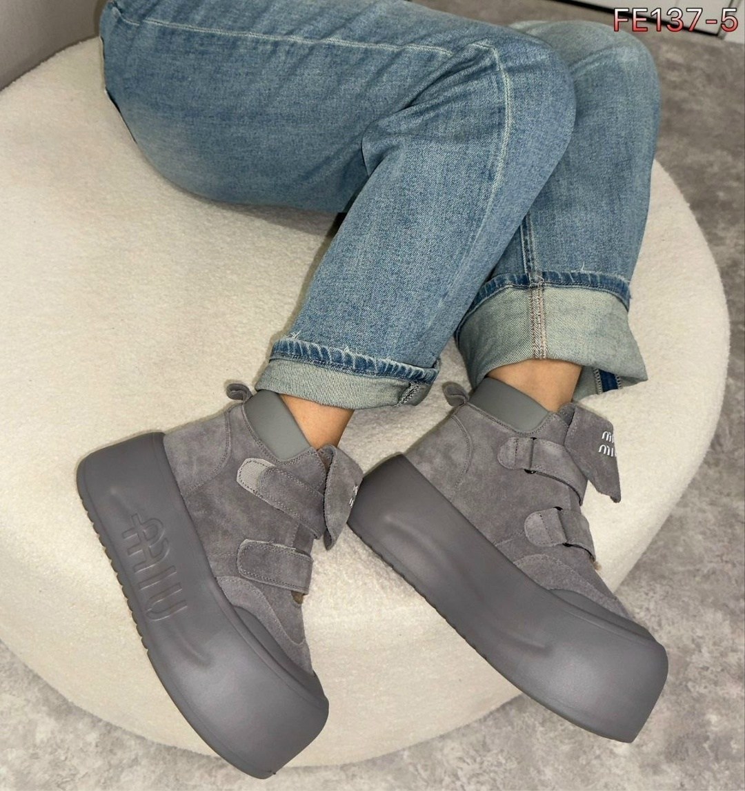 , женская,угги женские,женские ботинки,стильные женские кроссовки