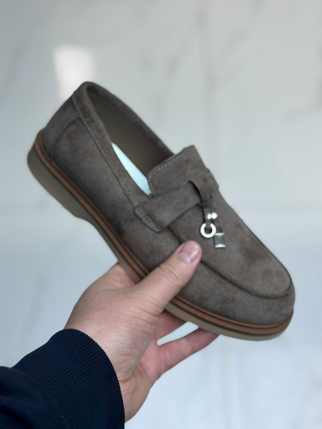 ,лоферы loro piana,лоферы мужские loro piana,замшевые мокасины лоро пиано,лоферы из натуральной замши loro piana premium shoes