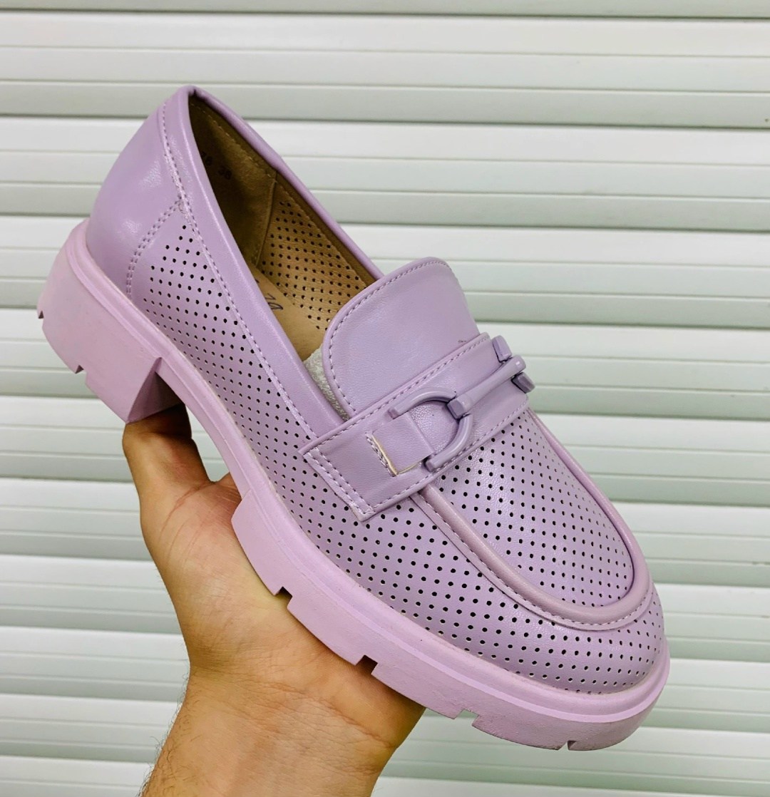 женские лоферы,,лоферы renzoni,модные лоферы,лоферы