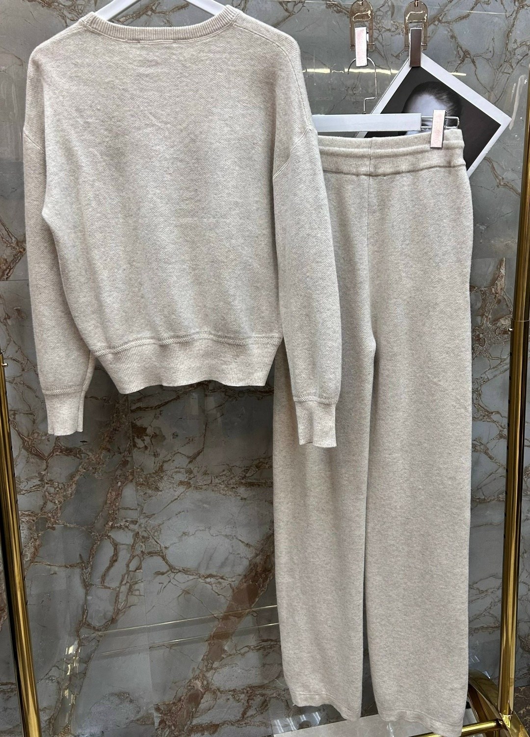 кашемировый костюм селин,женский костюм celine,трикотажные костюмы,костюм brunello cucinelli,кашемировый костюм