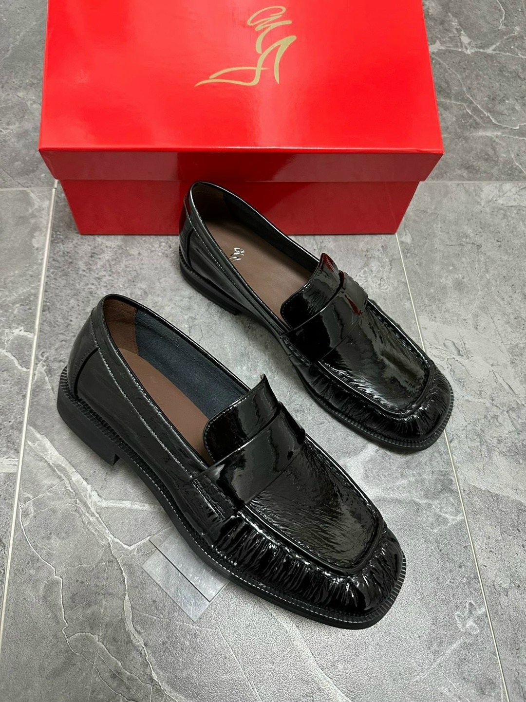 ,женские лоферы,мужские лоферы,обуви,женская