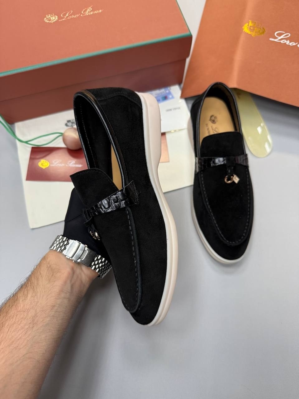 лоферы женские loro piana,,лоферы loro piana,loro piana замшевые лоферы,лоферы замш