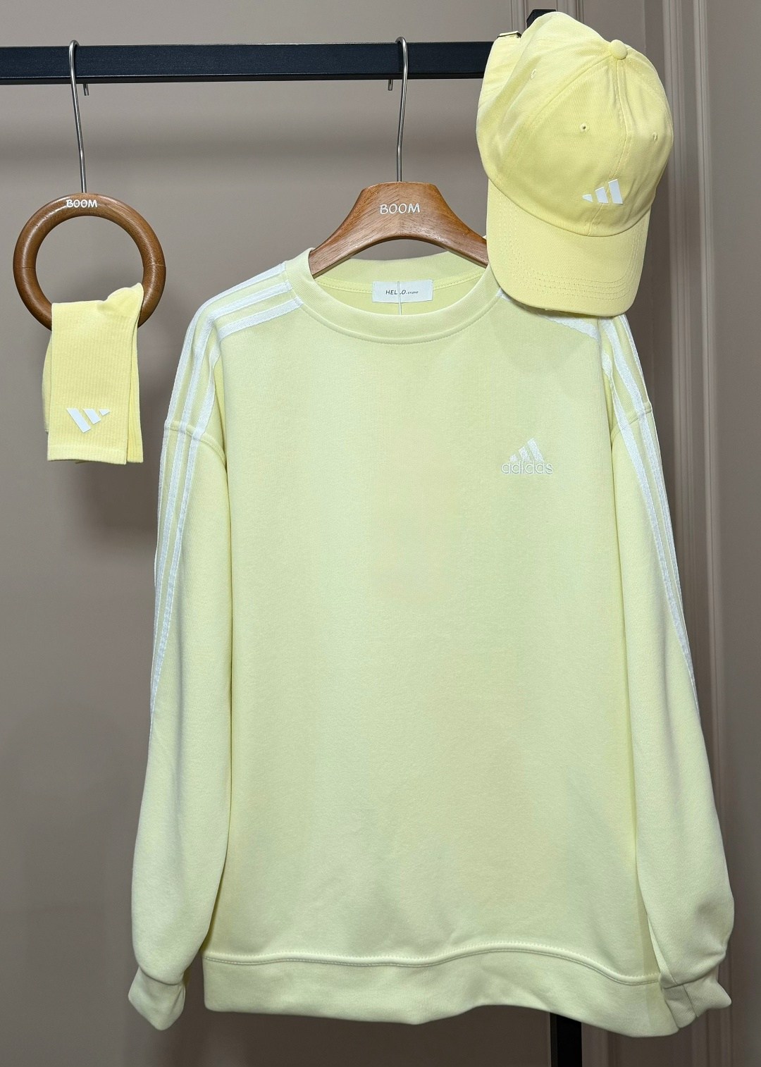 свитшот адидас белый мужской,белая кофта адидас,лонгслив адидас белый originals,кофта адидас,свитшот адидас