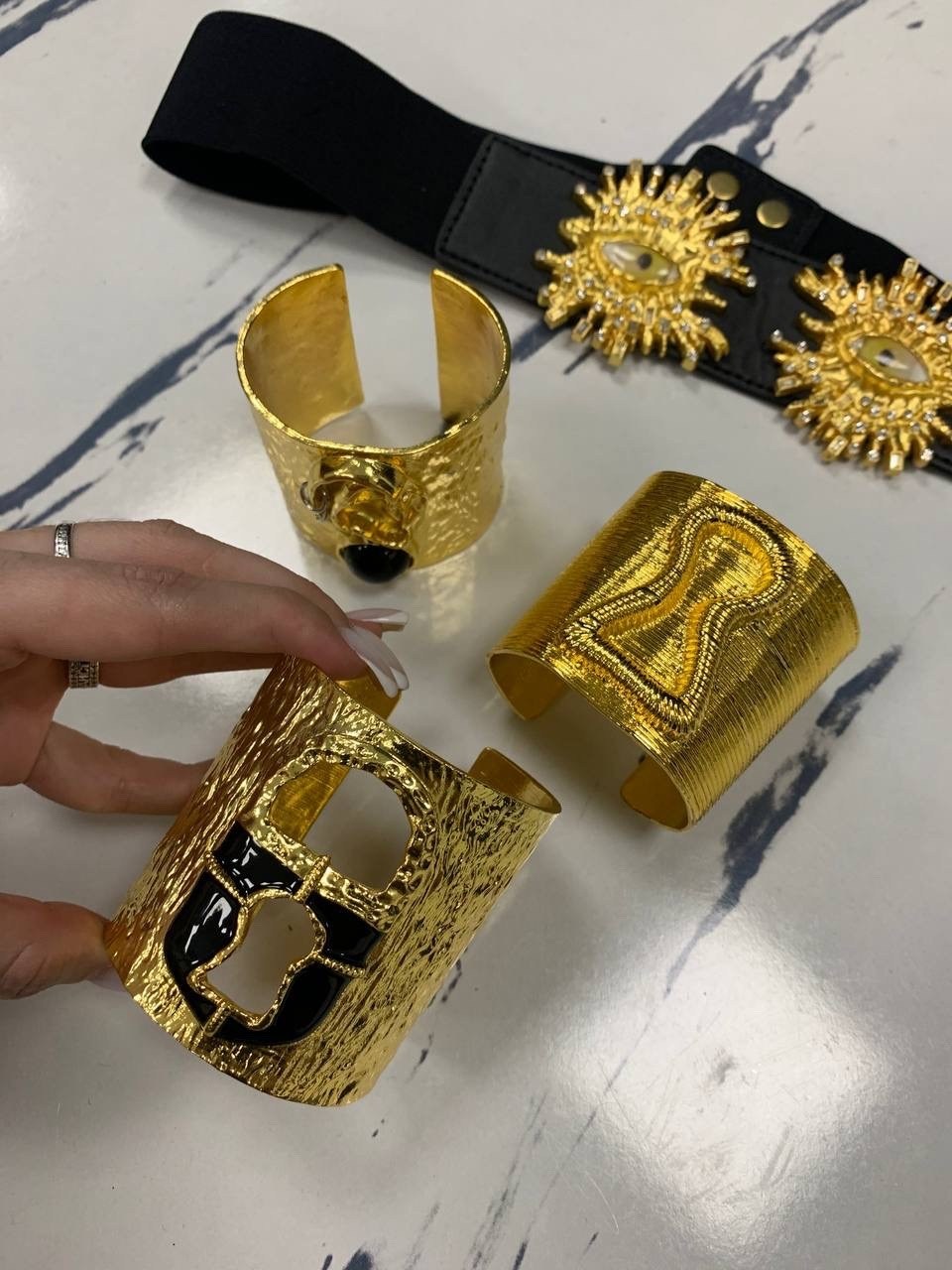 браслет,браслеты для женщин,металлические браслеты,широкие браслеты,ювелирные браслет