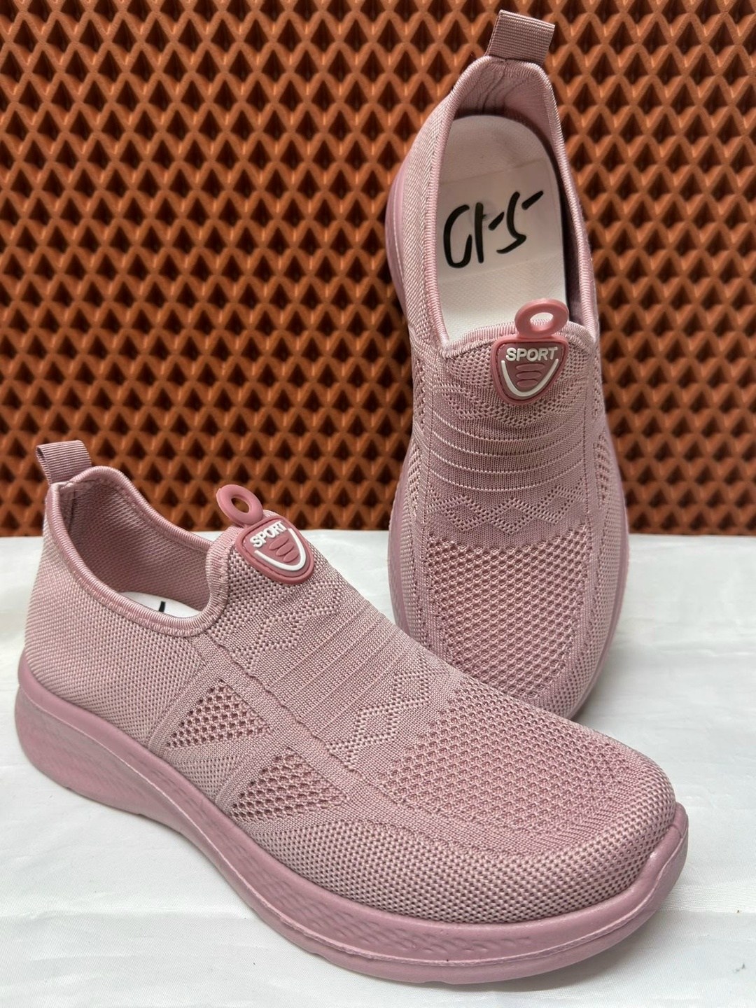 ,женские кроссовки,женские текстильные кроссовки,кроссовки женские розовые,слипоны женские