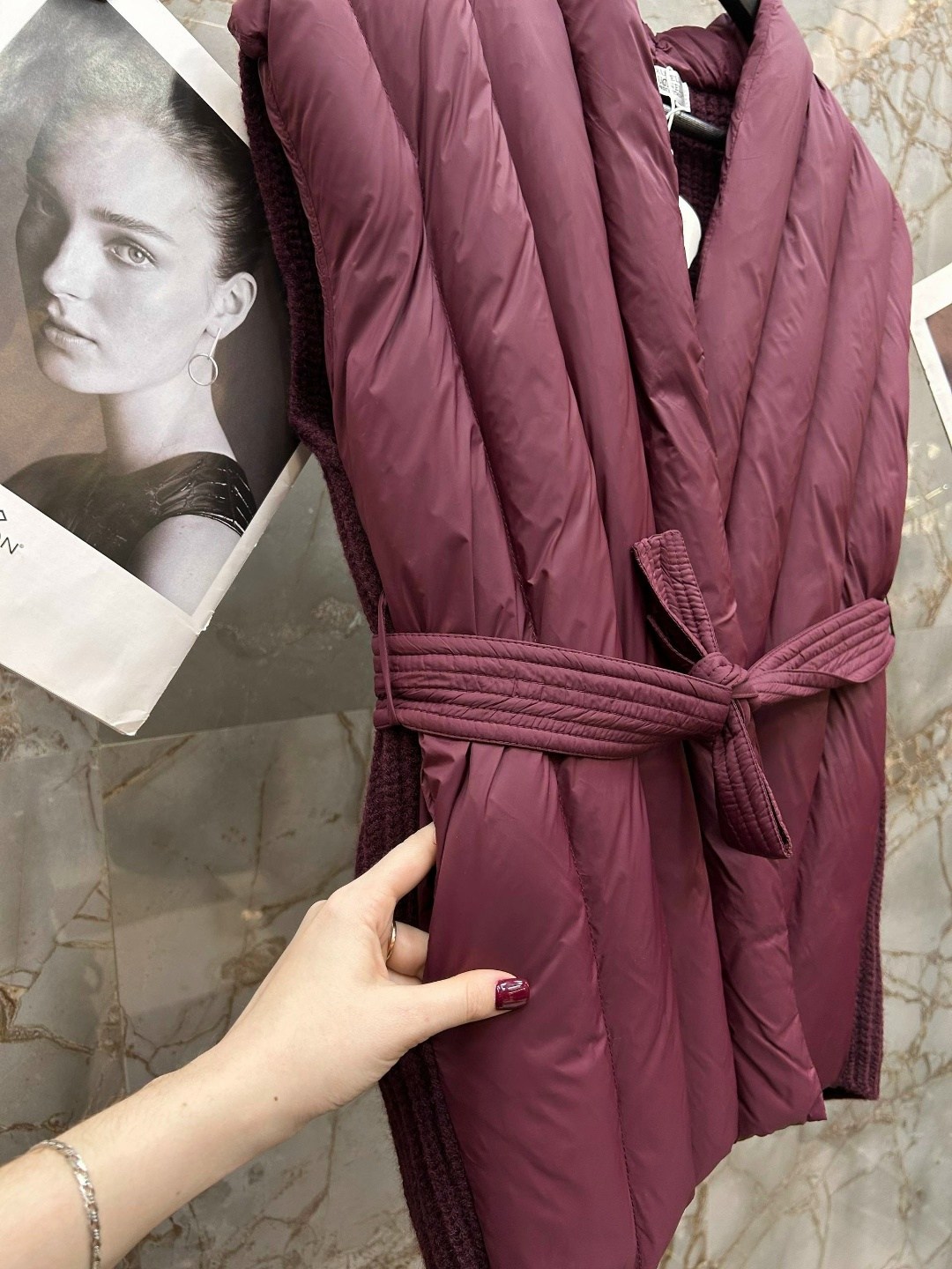 жилетка женская,женские жилеты,жилет,теплый жилет,жилетка с поясом