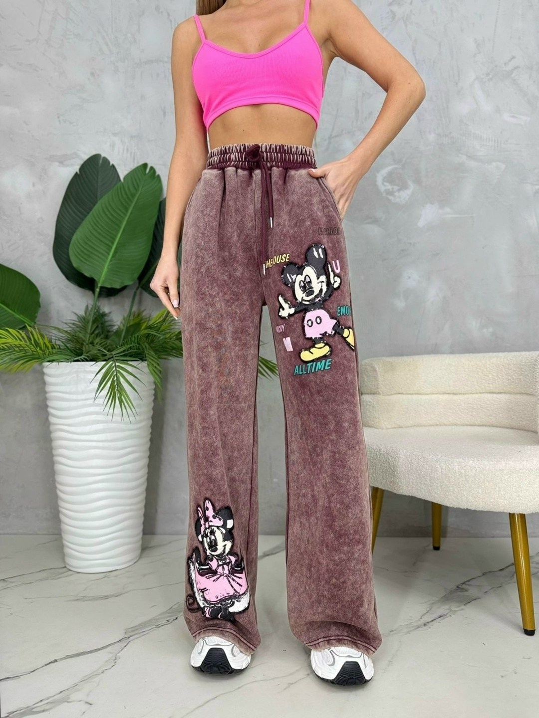 спортивные штаны,женские брюки спортивные,женские спортивные штаны,модные брюки,штаны с принтом