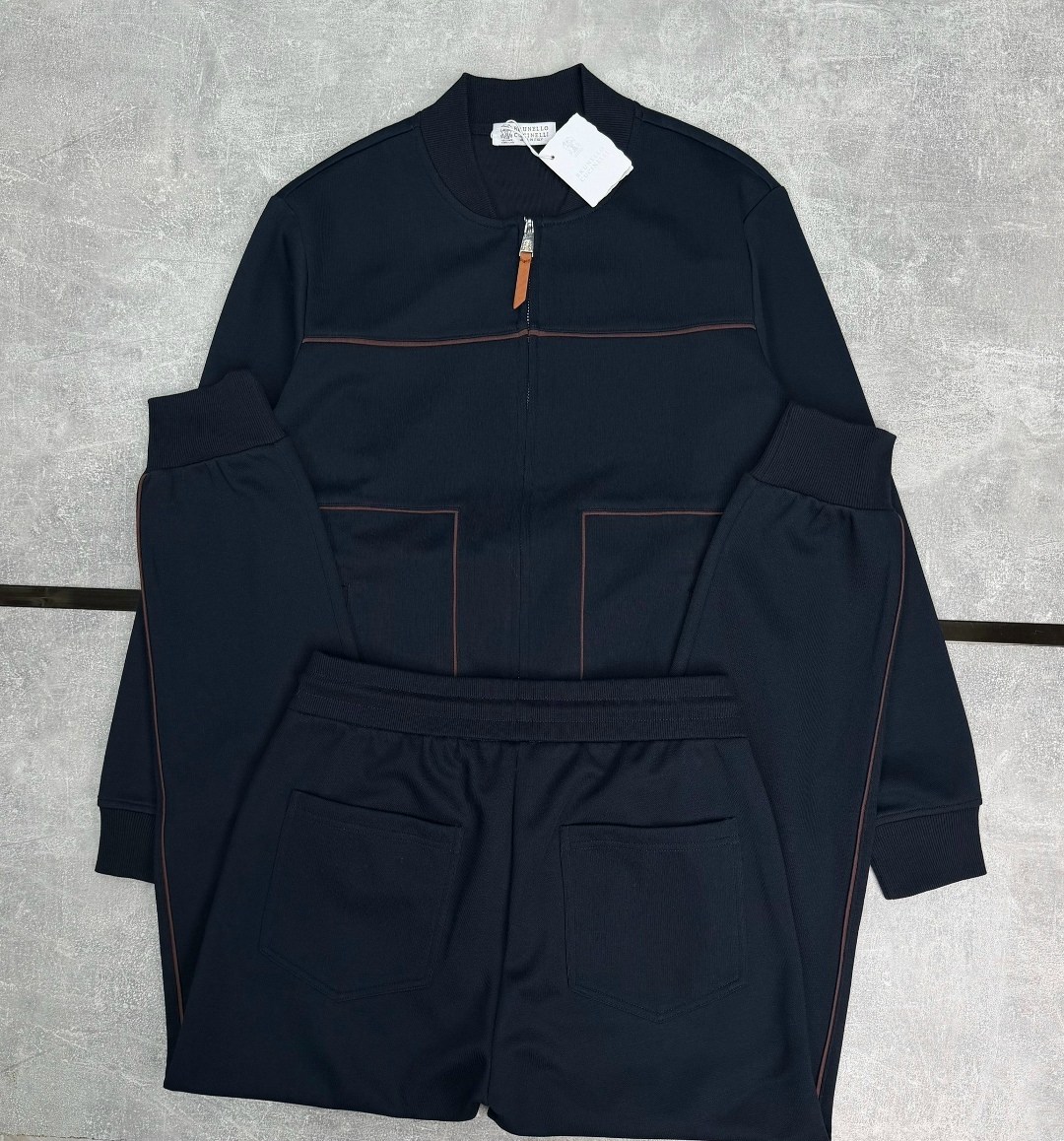 спортивный костюм brunello cucinelli,костюм спортивный,мужские спортивные костюмы,костюм спорт шик