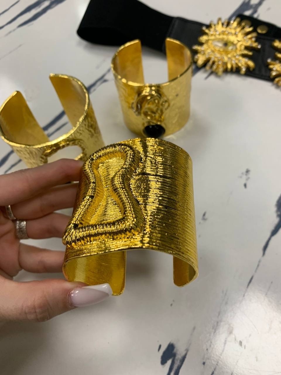 браслет,браслеты для женщин,металлические браслеты,широкие браслеты,ювелирные браслет