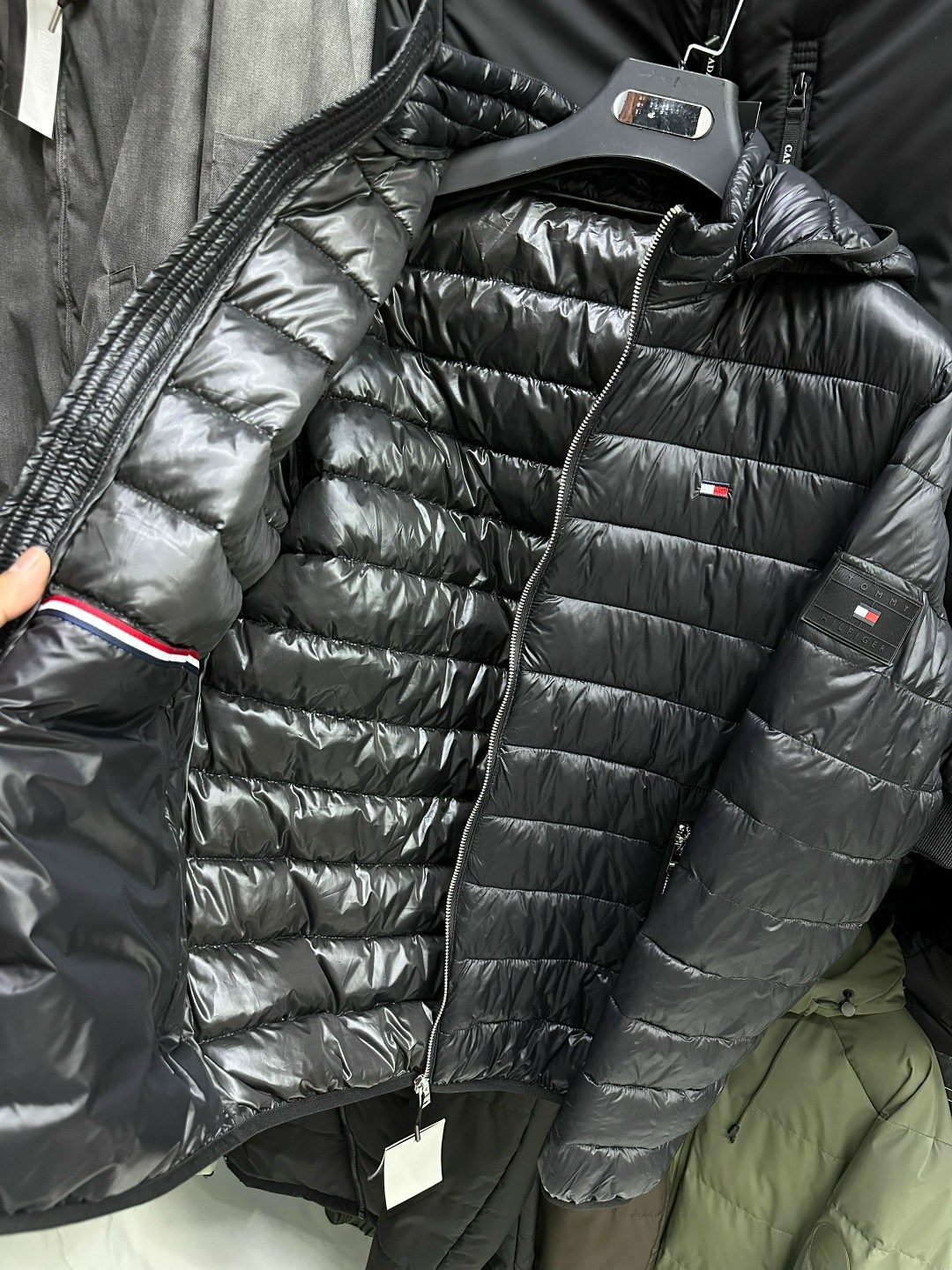 пуховик tommy hilfiger мужской,куртка мужская tommy hilfiger,куртка демисезонная tommy hilfiger,томми хилфигер куртка мужская,куртка зимняя tommy hilfiger