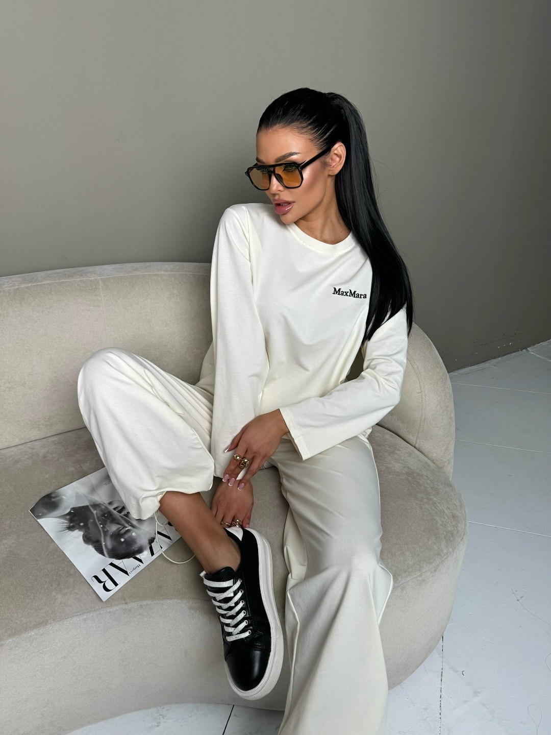 трикотажные костюмы,костюм с брюками,белые костюмы,спортивные костюмы оверсайз,костюм из трикотажа