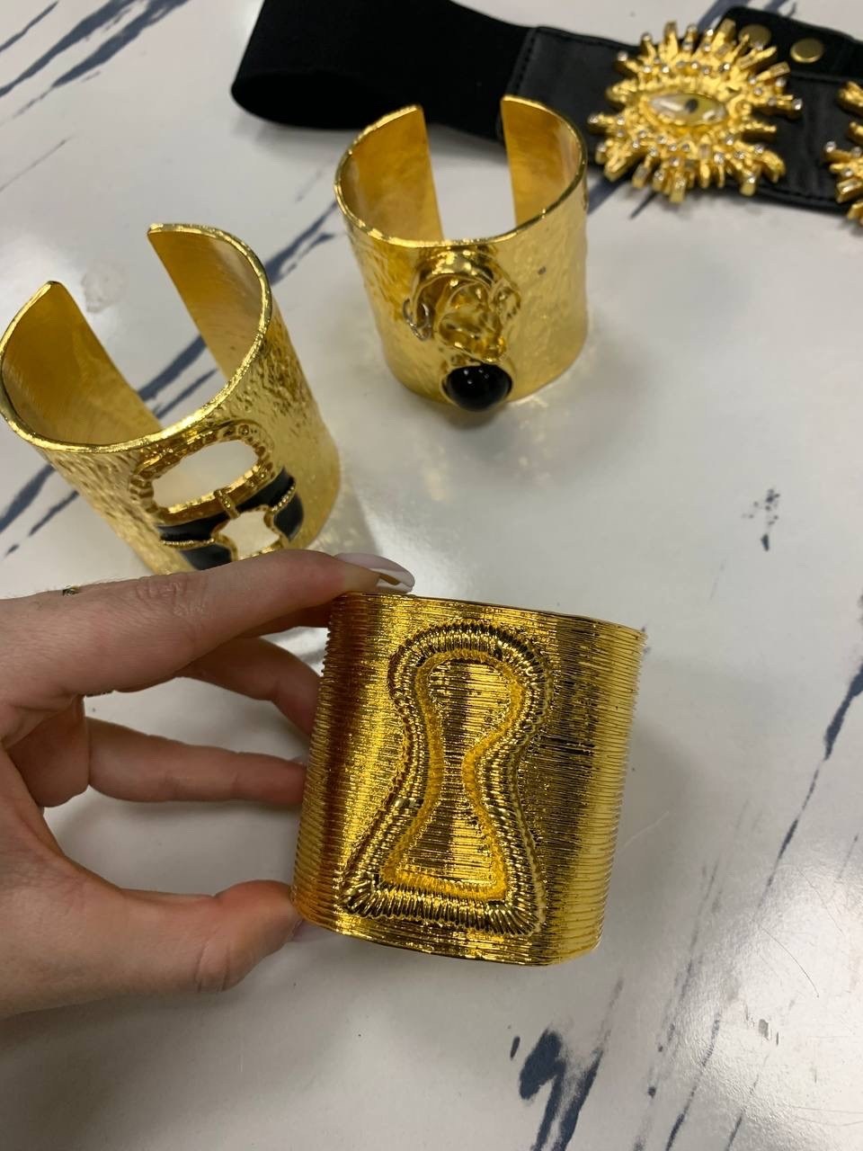 браслет,браслеты для женщин,металлические браслеты,широкие браслеты,ювелирные браслет