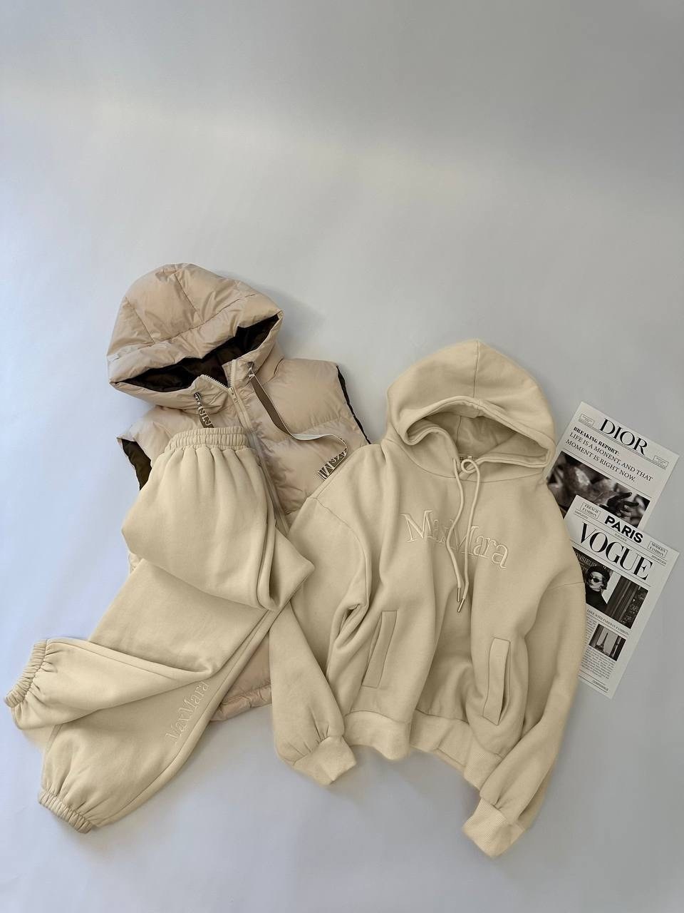 костюм на флисе,спортивный теплый костюм,спортивный костюм,спортивный костюм на флисе,miu miu женский бежевый костюм тройка
