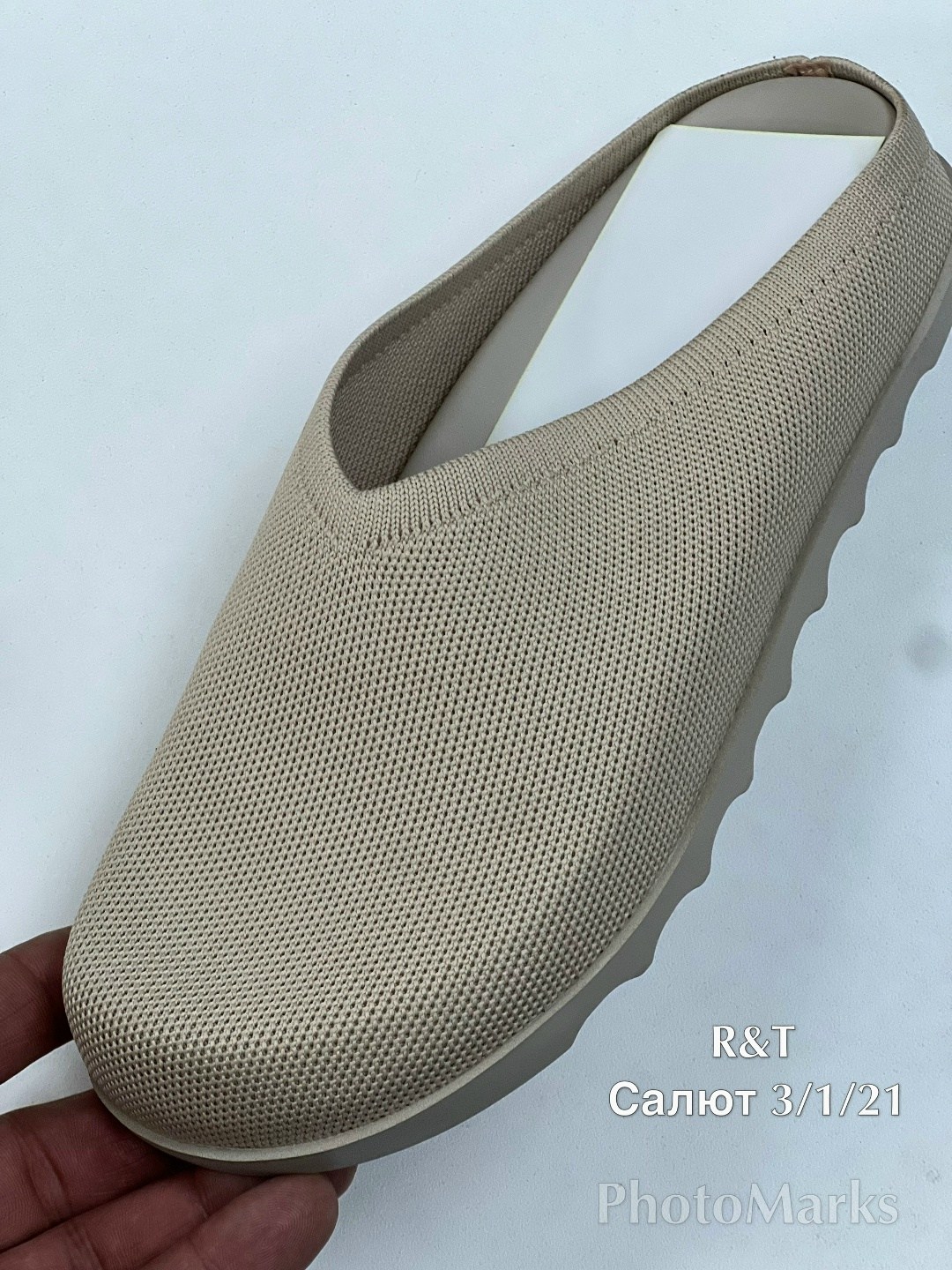 ,шлепанцы adidas yeezy slide,adidas yeezy slide,шлепанцы adidas yeezy,сланцы yeezy slide