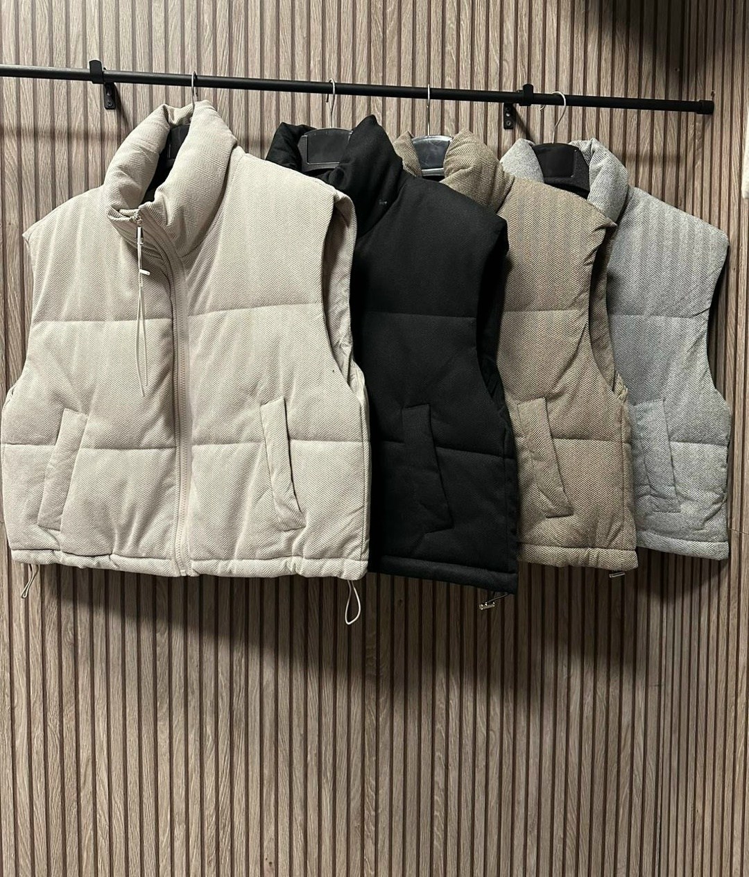 теплый жилет,жилетка теплая,стильная жилетка,жилетка женская,жилет женский теплый