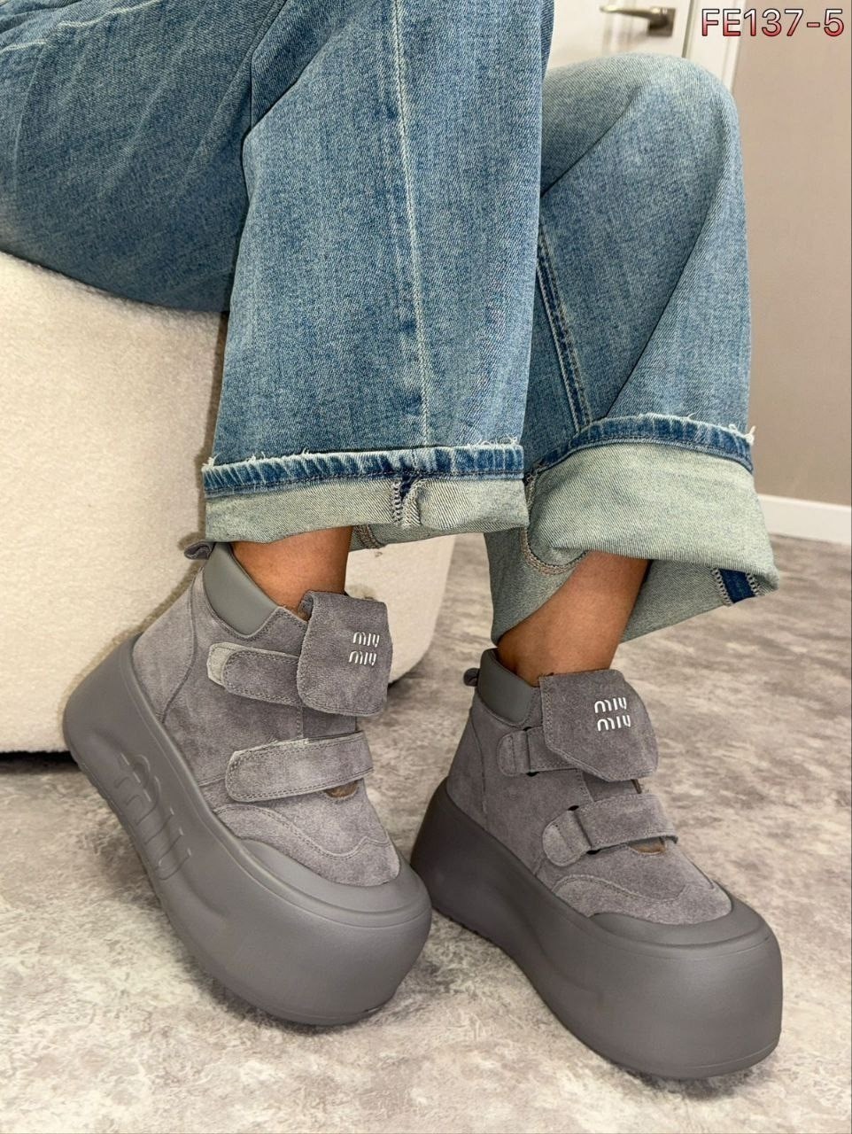 , женская,угги женские,женские ботинки,стильные женские кроссовки