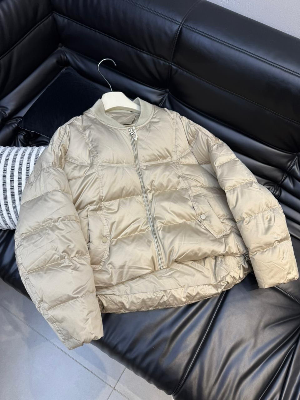 куртка оверсайз,куртка женская,куртка,куртка укороченная,дутая укороченная демисезонная утепленная куртка-пуховик без капюшона с карманами и высоким воротом