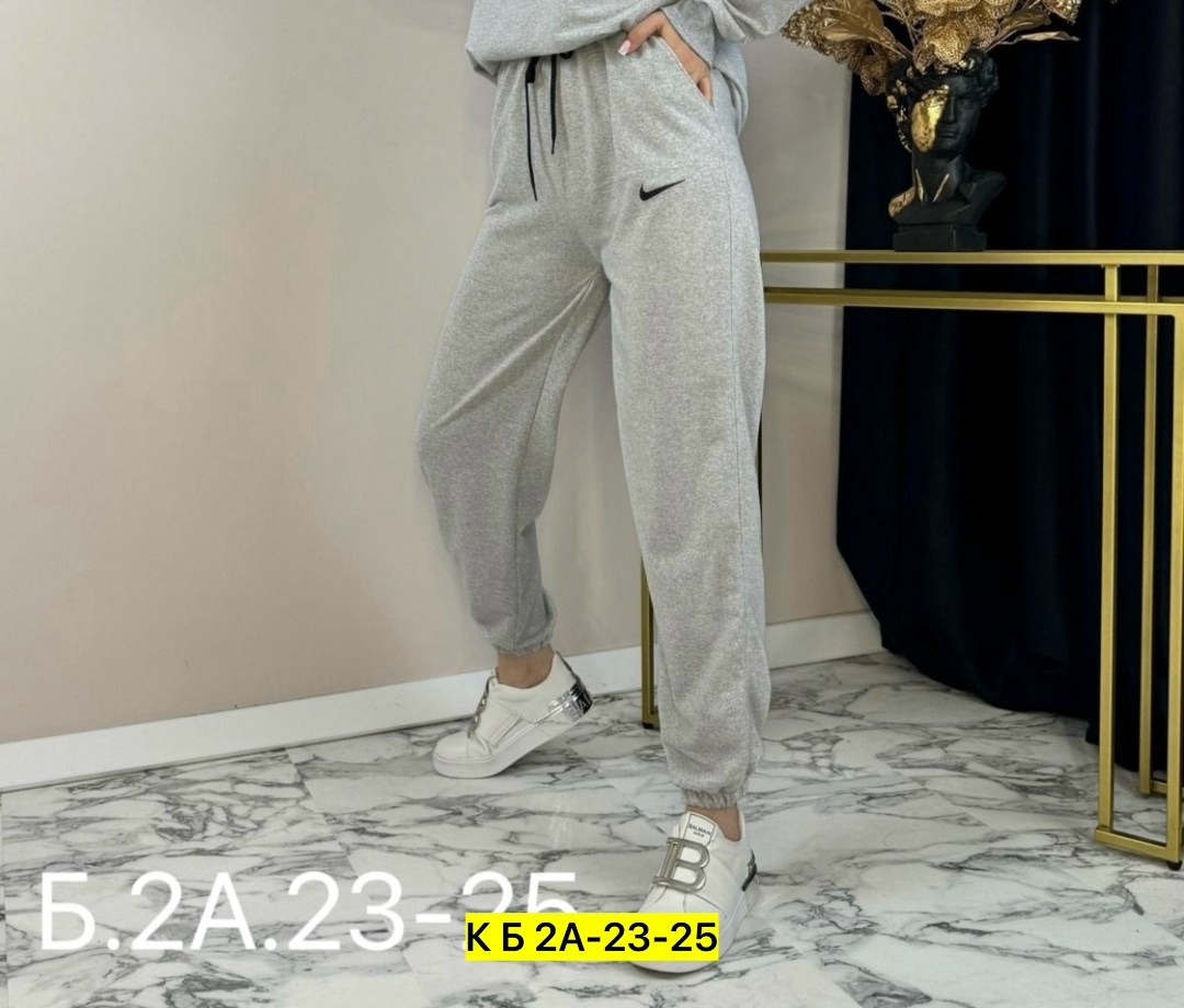 серые штаны женские спортивные свободные,спортивные костюмы без начеса,штаны спортивные женские,спортивные костюм,брюки спортивные