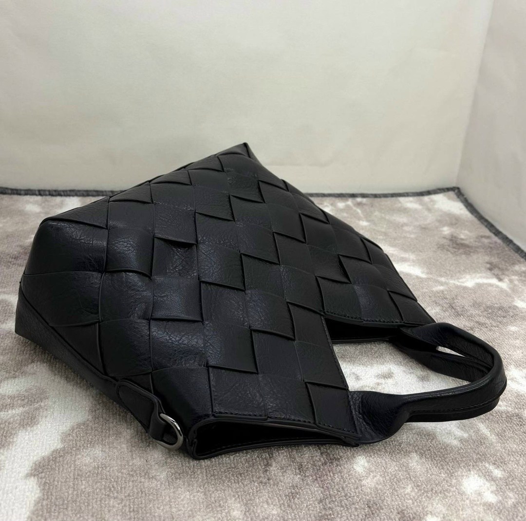 плетеная сумка,сумка,женская сумка плетенка,модная сумка,сумка плетеная кожаная