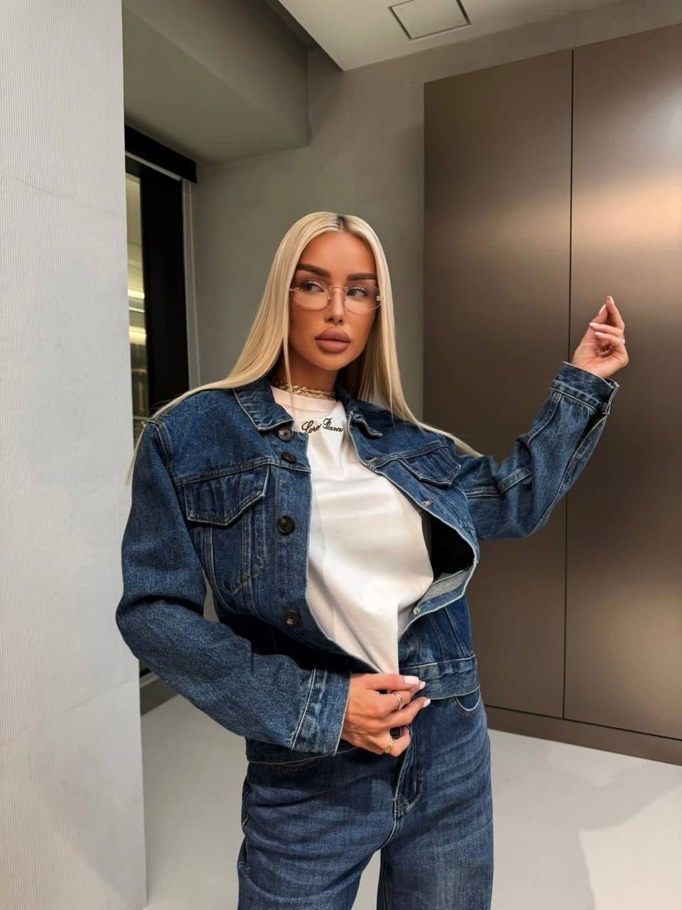 джинсовая женская куртка,джинсовая куртка,укороченная джинсовая куртка,джинсовая куртка оверсайз,джинсовая куртка женская 2026