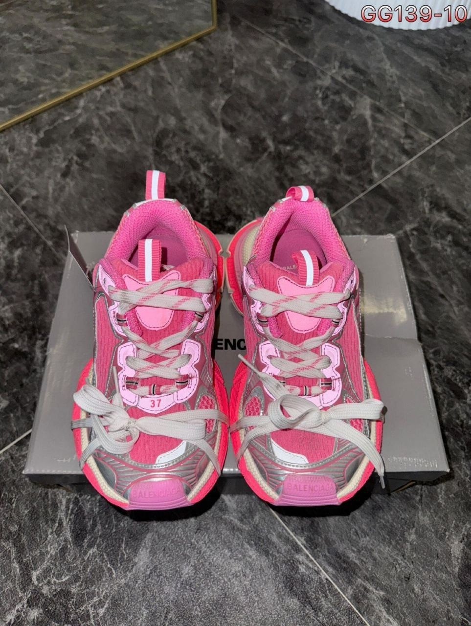 кроссовки женские balenciaga,женские кроссовки balenciaga 3xl серебристые с розовым,balenciaga кроссовки,женские кроссовки balenciaga 3xl серебристые с розовым lm-18153,женские кроссовки